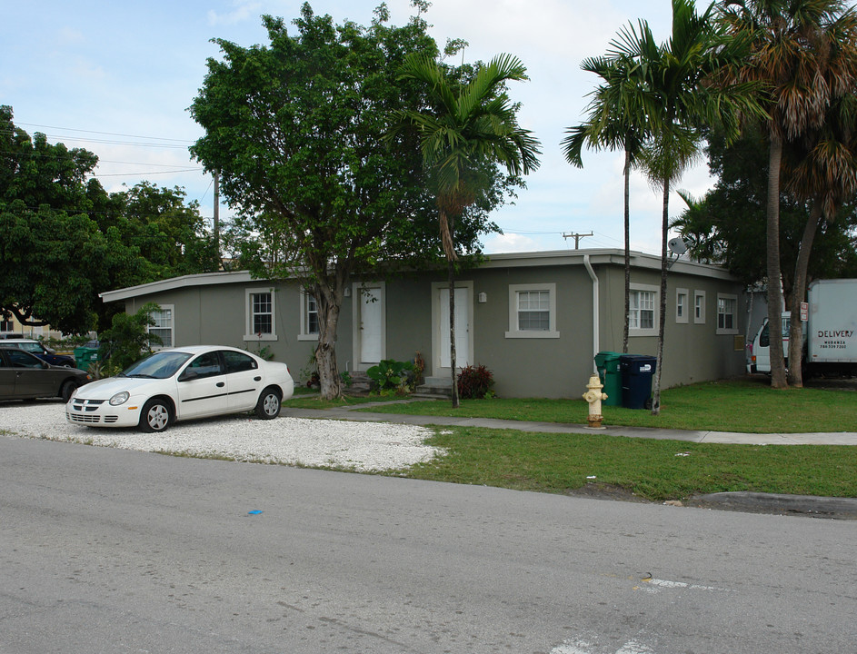 10793 Jose Pepe Merida Blvd in Miami, FL - Building Photo