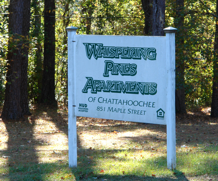 Whispering Pines Apartments in Chattahoochee, FL - Building Photo