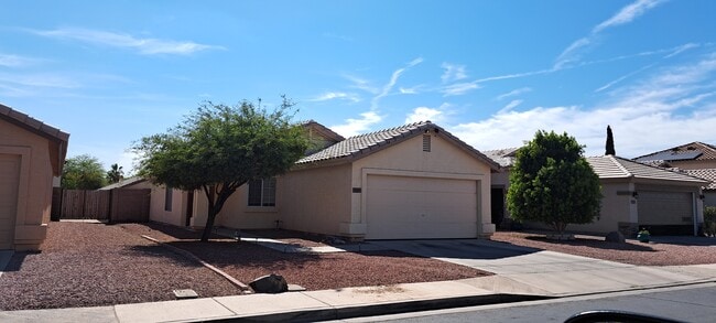 property at 12423 N 121st Dr