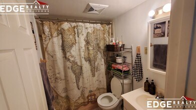 245 Kelton St, Unit 24 in Boston, MA - Foto de edificio - Building Photo