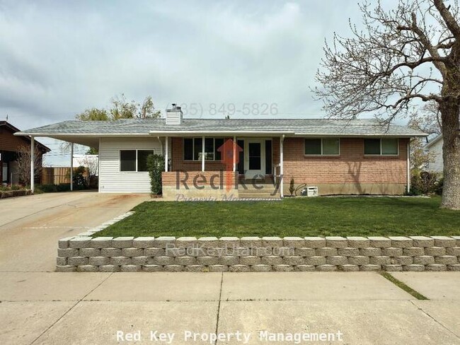 property at 543 Stansbury Ave