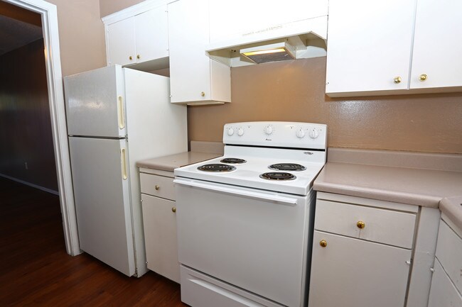 Meridian Mansions in Oklahoma City, OK - Building Photo - Building Photo