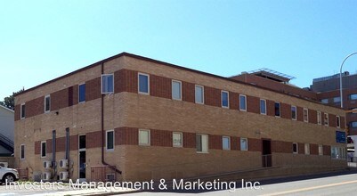 The Apartments on Main in Minot, ND - Building Photo - Building Photo