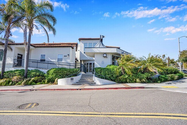 property at 366 Forward St