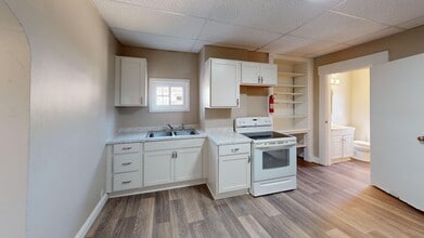 33 Westminster Ave in Greensburg, PA - Building Photo - Building Photo