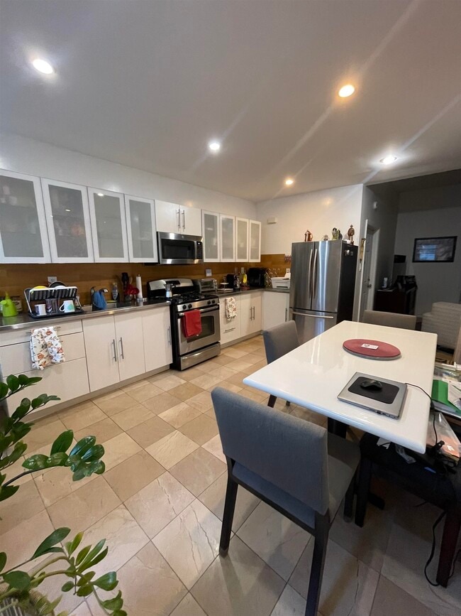 265-267 Cambridge Ave in Jersey City, NJ - Building Photo - Building Photo