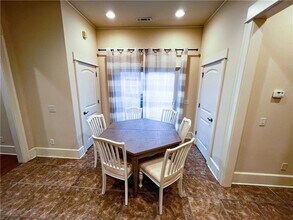 3710 W Cherokee Rd in Rogers, AR - Building Photo - Building Photo