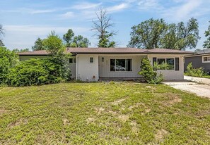 601 Hackberry Dr in Colorado Springs, CO - Building Photo