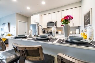 46180 Thomas Rd in Chilliwack, BC - Building Photo - Building Photo