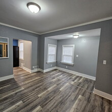 36 Ahrens St in Mount Clemens, MI - Building Photo - Building Photo