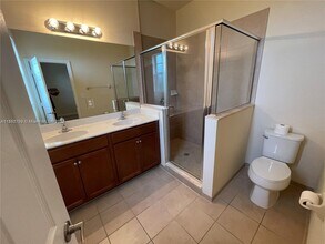 17103 SW 96th St in Miami, FL - Building Photo - Building Photo