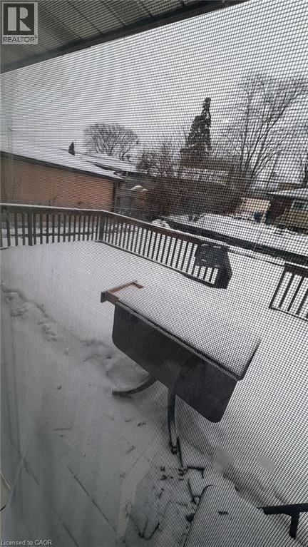 25 Munroe St in Kitchener, ON - Building Photo - Building Photo