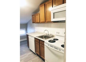 3300 Jefferson Ave in Cincinnati, OH - Building Photo