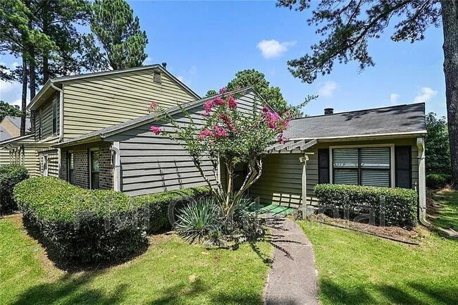 property at 76 Sandalwood Cir