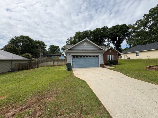 604 Antler Dr in Enterprise, AL - Building Photo - Building Photo