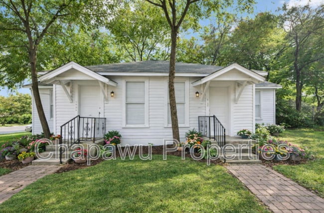 113 S Olive St in San Antonio, TX - Building Photo - Building Photo