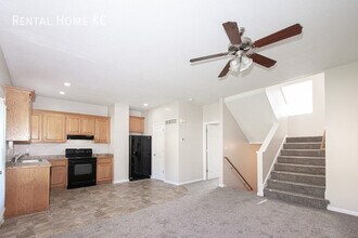 1952 N 80th Ct in Kansas City, KS - Building Photo - Building Photo