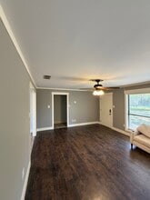 200 Cowles St in Hallsville, TX - Foto de edificio - Building Photo