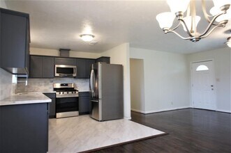 655 Marleen St in Houston, TX - Building Photo - Building Photo
