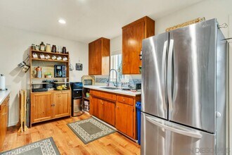 6789 Alamo Way in La Mesa, CA - Building Photo - Building Photo
