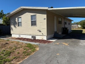 4323 E Drake Blvd in Bradenton, FL - Building Photo - Building Photo
