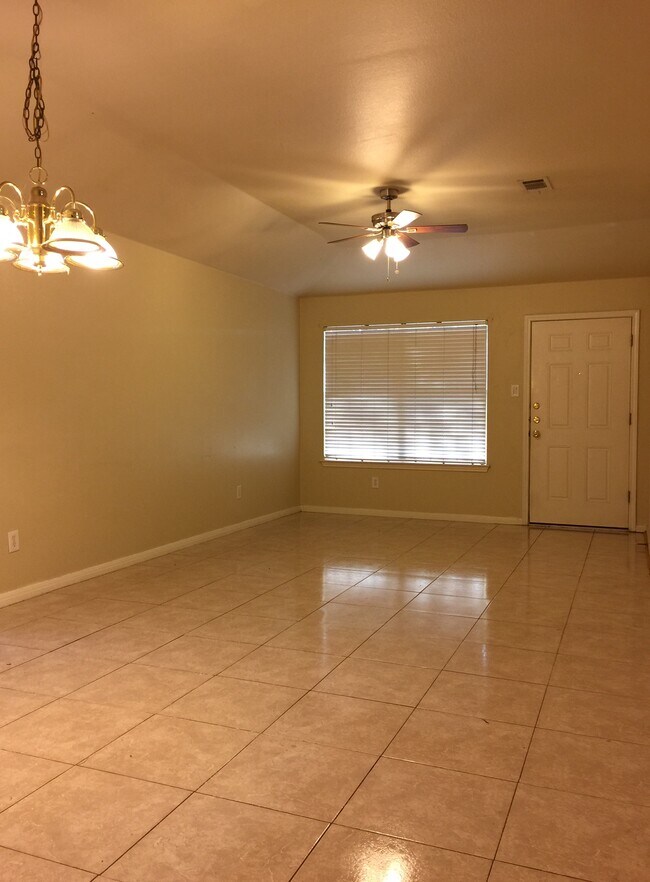 8701 Talyne Chaise Cir in Austin, TX - Building Photo - Building Photo