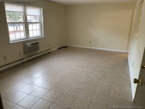 740 Central St, Unit 2 in Leominster, MA - Building Photo - Building Photo