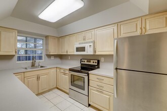 5203 SW 121st Ter in Cooper City, FL - Building Photo - Building Photo