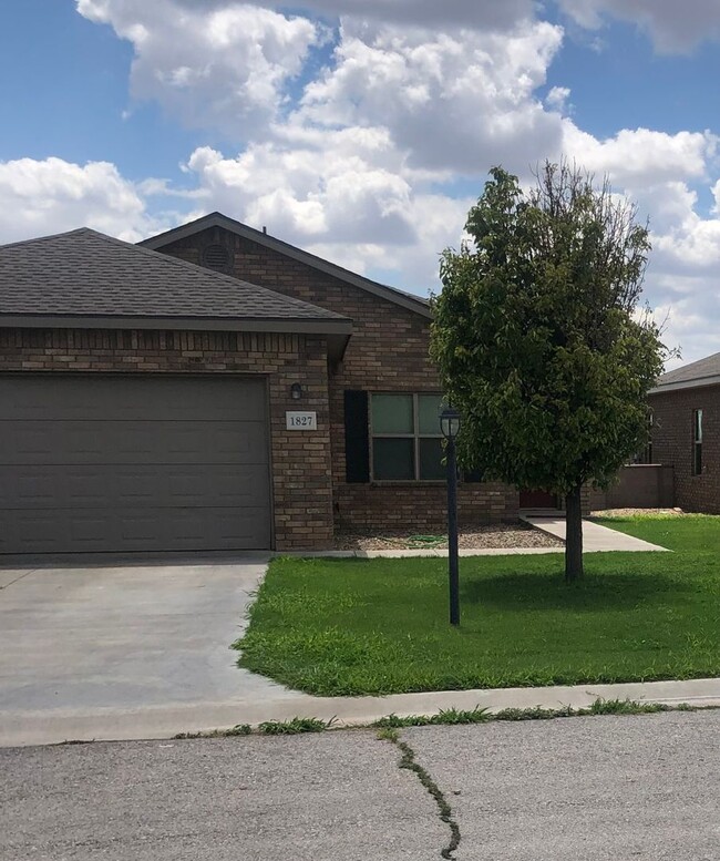 property at 1827 Dillon Wood Dr