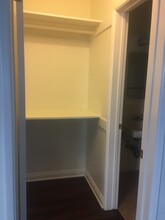 545 W Doran St, Unit D in Glendale, CA - Building Photo - Building Photo