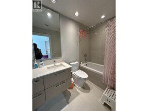 5687 Gray Ave in Vancouver, BC - Building Photo - Building Photo