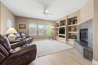 16800 E El Lago Blvd in Fountain Hills, AZ - Building Photo - Building Photo