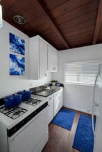 LB0356 (RUBS)  (Imp.) in Long Beach, CA - Building Photo - Interior Photo