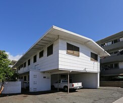 1328 Kinau St in Honolulu, HI - Building Photo