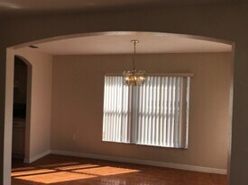 622 Lemon St in Dundee, FL - Building Photo