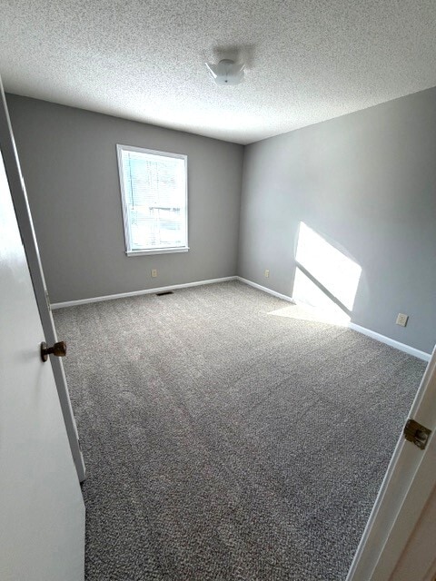 1221 Vine St in Clarksville, TN - Building Photo - Building Photo