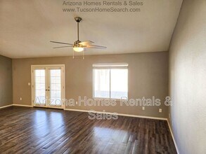 9169 E Wild Wash Dr in Tucson, AZ - Building Photo - Building Photo