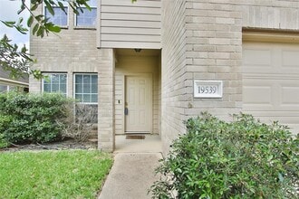 19539 Hancock Oak St in Cypress, TX - Building Photo - Building Photo