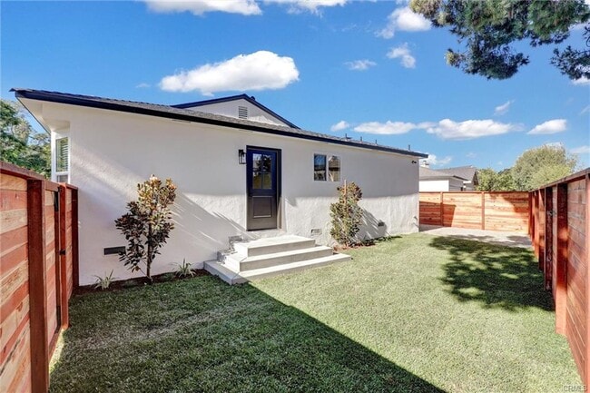 7043 E Harco St in Long Beach, CA - Building Photo - Building Photo