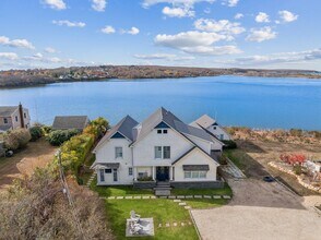 131 S Edgemere St in Montauk, NY - Building Photo - Building Photo