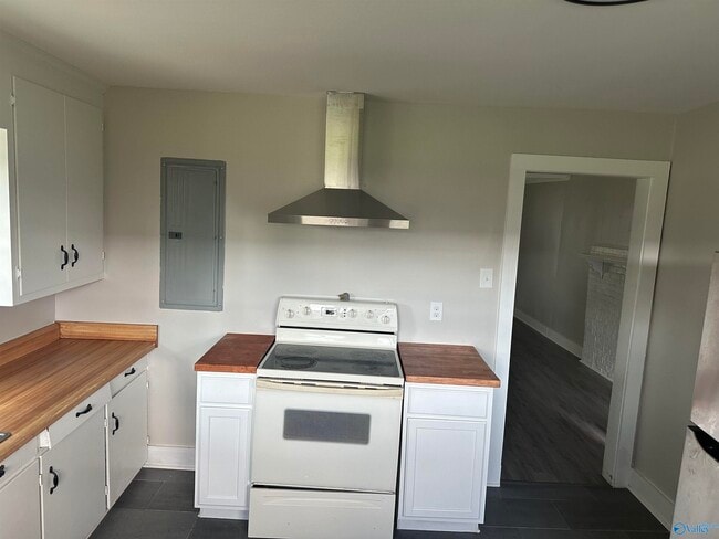 624 Austin Dr NW in Huntsville, AL - Building Photo - Building Photo