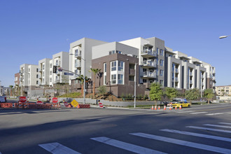 5902-5926 Firefly Pl Dr in Playa Vista, CA - Building Photo - Building Photo