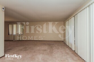 18428 Lange St in Lansing, IL - Building Photo - Building Photo