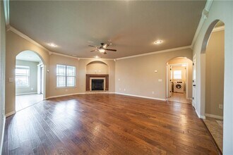 704 SW Cabriolet St in Bentonville, AR - Building Photo - Building Photo