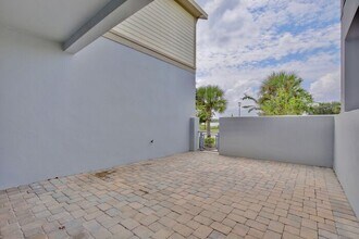 7227 Nemours Pky in Orlando, FL - Building Photo - Building Photo