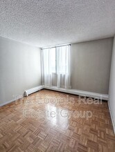 12141 Jasper Ave in Edmonton, AB - Building Photo - Building Photo