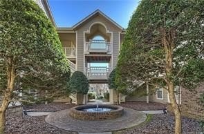 5007 Sharon Rd-Unit -Unit N in Charlotte, NC - Building Photo