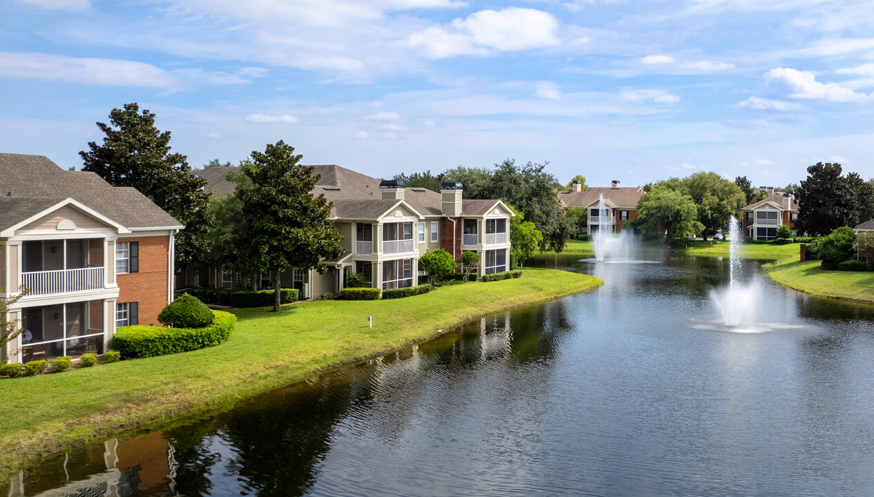 Heritage Deerwood in Jacksonville, FL - Foto de edificio