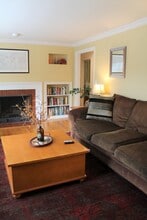 26 Autumn Ln in Portland, ME - Building Photo - Building Photo