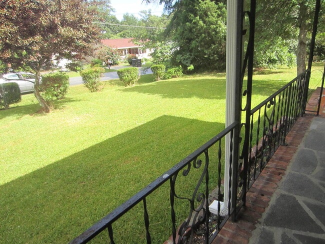 8159 Connally Dr in Douglasville, GA - Building Photo - Building Photo